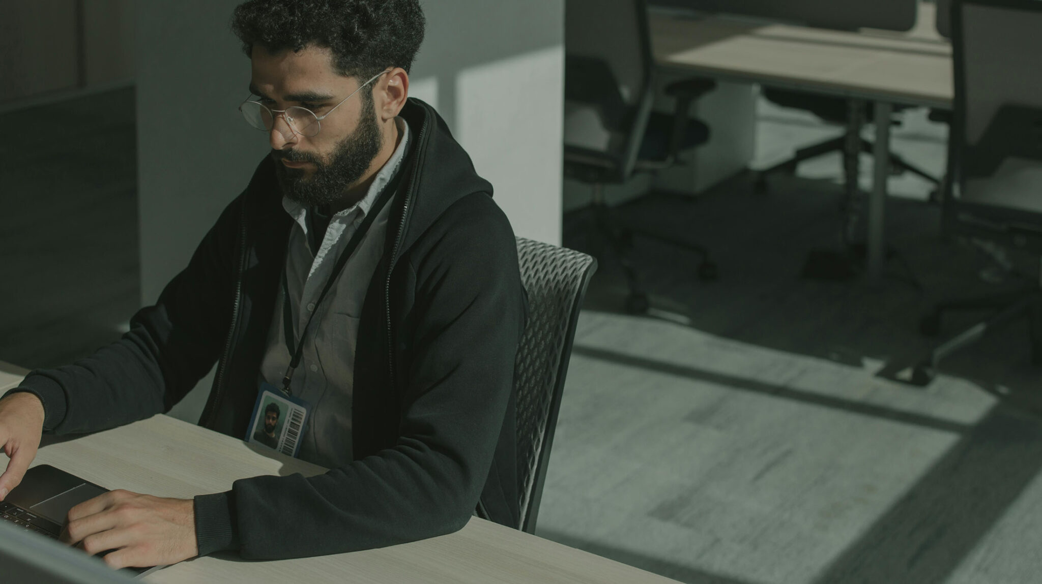 KYB vs KYC: Understanding the Differences and Importance in AML ...